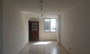 Oficina en arriendo en Alto Prado.