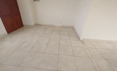 Oficina en arriendo en Alto Prado.