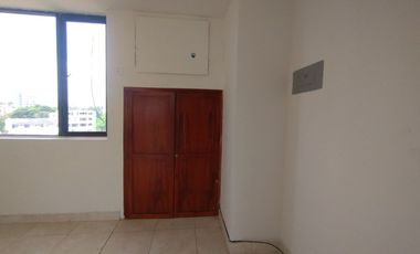 Oficina en arriendo en Alto Prado.