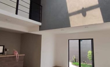 SUPER PRECIO $1,850,000. EN EL FRACCIONAMIENTO VILLA LAS FLORES