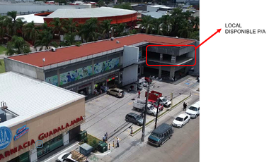 🏢 Local Comercial en Venta en Plaza Comercial Santa María