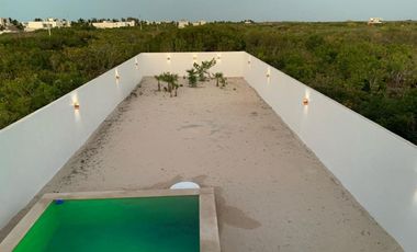 Casa a pasos del mar con alberca privada, en venta, San Benito, Yucatán.