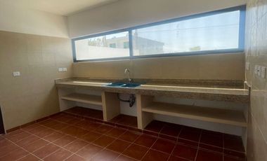 Casa a pasos del mar con alberca privada, en venta, San Benito, Yucatán.