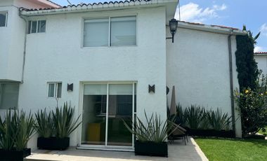 Venta Casa de Tres Niveles en Av Tamaulipas en Santa Fe