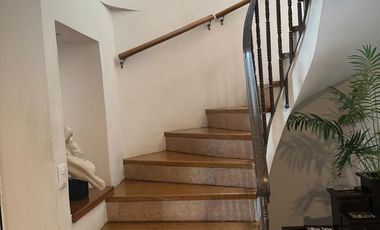 Venta Casa de Tres Niveles en Av Tamaulipas en Santa Fe