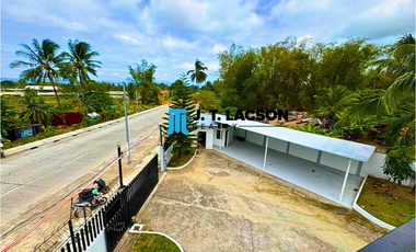 🏊 5 Bedroom house with Swimming Pool & Jacuzzi for relaxation and entertainment