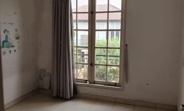For Sale : Cheap 2 Storey House Ready to Live in SHM in Cibubur Tourism Legend Lt 96m², Lb 60m². P3.106.08.24 Hj pr