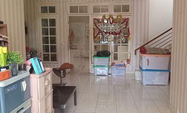 For Sale : Cheap 2 Storey House Ready to Live in SHM in Cibubur Tourism Legend Lt 96m², Lb 60m². P3.106.08.24 Hj pr