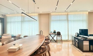 Two Roxas Triangle - 3BR Unit for Sale (A series, biggest cut)