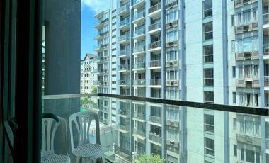 Modern 1 Bedroom Unit for Sale in Two Palm Tree Villas Tower 2, Newport City, Villamor Air Base, Pasay City!