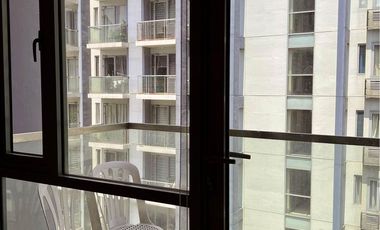 Modern 1 Bedroom Unit for Sale in Two Palm Tree Villas Tower 2, Newport City, Villamor Air Base, Pasay City!