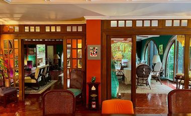 6BR House and Lot For Sale - North Greenhills