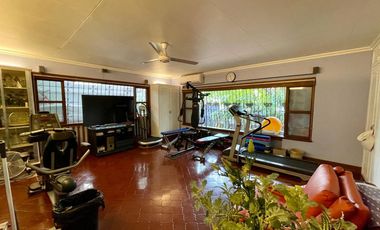6BR House and Lot For Sale - North Greenhills
