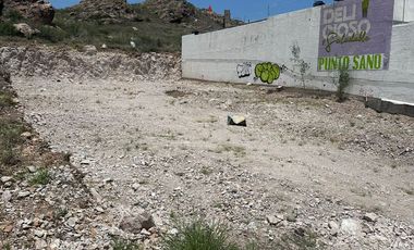 Terreno en vialidad El Reliz
