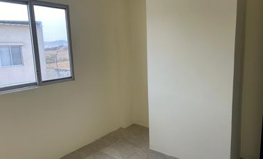 Vendo o alquilo casa en Gran Vittoria de 3 dormitorios con patio y BBQ