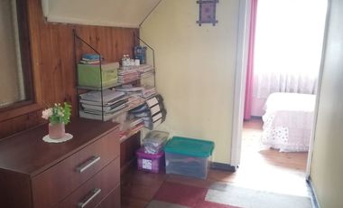 Vendemos en Temuco amplia casa de esquina ubicación potencialmente comercial sector Gabriela Mistral