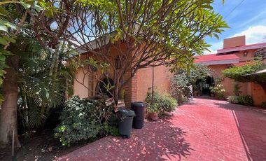 Casa en venta en Col Cerro del Tesoro Tlaquepaque