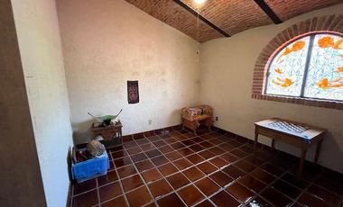 Casa en venta en Col Cerro del Tesoro Tlaquepaque