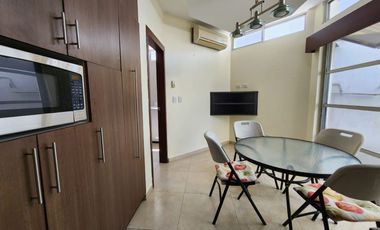 Samborondon, Renta de hermosa casa 3 dorm amoblada de una planta con jacuzzi