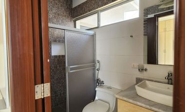 Samborondon, Renta de hermosa casa 3 dorm amoblada de una planta con jacuzzi