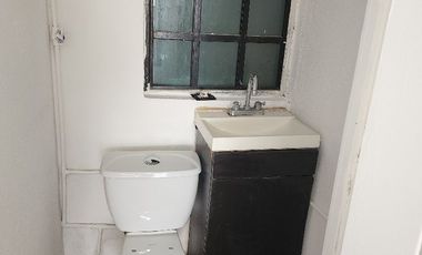 RENTA de Local Comercial sobre Avenida Galindas