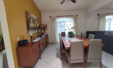 Hermosa casa en venta en zona privilegiada de Parras