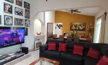 Hermosa casa en venta en zona privilegiada de Parras