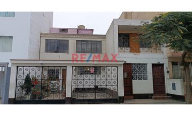 1106726 Venta De Inmueble Con Estacionamiento En Zona Exclusiva Del Distrito Del Rímac