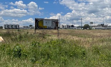 Terreno comercial en renta en esquina, Satélite, Querétaro.