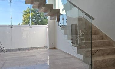 CASA EN VENTA, FRACCIONAMIENTO ARIA, PREVENTA, TUXTLA GUTIERREZ, CHIAPAS