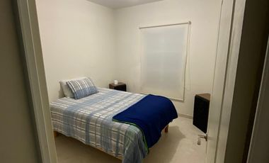 Habitación en Casa Residencial en el Refugio en RENTA con todos los Servicios Incluidos