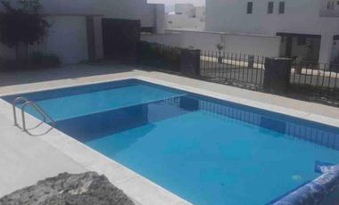 Habitación en Casa Residencial en el Refugio en RENTA con todos los Servicios Incluidos