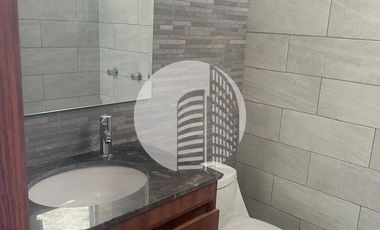 VENTA DE CASA NUEVA CERCA DE CUCEA