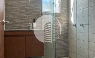 VENTA DE CASA NUEVA CERCA DE CUCEA