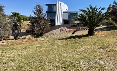 VENTA DE TERRENO EN EDEN LOS SABINOS