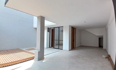 Casa en Arriendo con muy buena ubicación en Cerritos