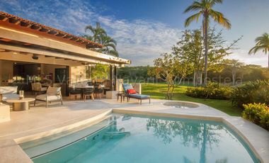 Casa de lujo Beach front en venta en el prestigioso desarrollo Punta Mita