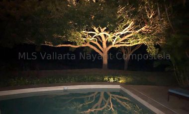 Casa de lujo Beach front en venta en el prestigioso desarrollo Punta Mita