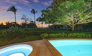 Casa de lujo Beach front en venta en el prestigioso desarrollo Punta Mita