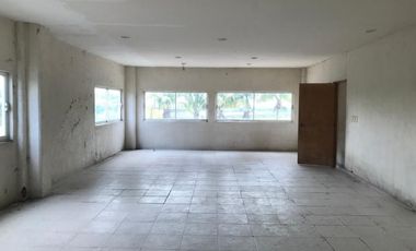 TERRENO CON BODEGA EN RENTA SOBRE CARRETERA | ARLETTE FLORES