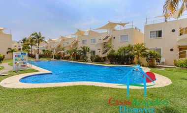 Casa en venta con Roof garden con asador, barra bar y sala