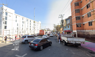 LOCALES COMERCIALES EN VENTA FRENTE ALA ENTRADA DEL RECLUSORIO ORIENTE -MPCC