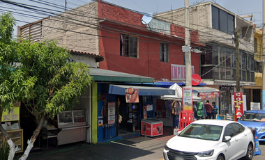 LOCALES COMERCIALES EN VENTA FRENTE ALA ENTRADA DEL RECLUSORIO ORIENTE -MPCC