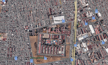 LOCALES COMERCIALES EN VENTA FRENTE ALA ENTRADA DEL RECLUSORIO ORIENTE -MPCC