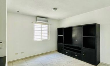 CASA EN VENTA 100% REMODELADA Y EQUIPADA. PASEO DE CUMBRES, MTY