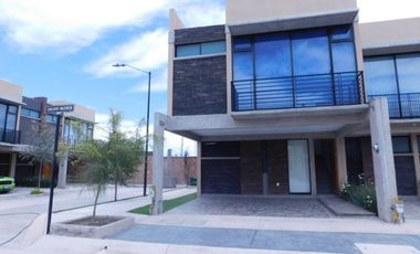 CASA RENTA 3 REC POR HOTEL ENCORE Z INDUSTRIAL