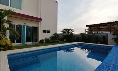 Casa en Venta Xochitepec, Fraccionamiento Aiyana.