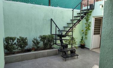 ¡Oportunidad Única venta casa 180mts2 en el Corazón de Guadalajara!