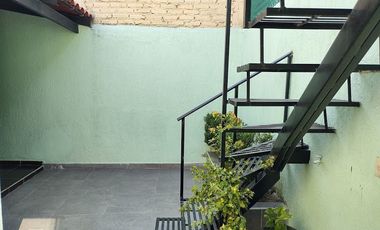 ¡Oportunidad Única venta casa 180mts2 en el Corazón de Guadalajara!