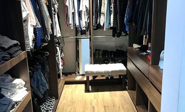 CASA CON RECÁMARA EN PLANTA BAJA LOMAS DE ANGELÓPÓLIS CLÚSTER CON ALBERCA